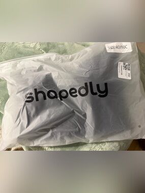NEW Shapedly Push-Up Shaping Bras - 3 Piece Bundle - Size 40/90C